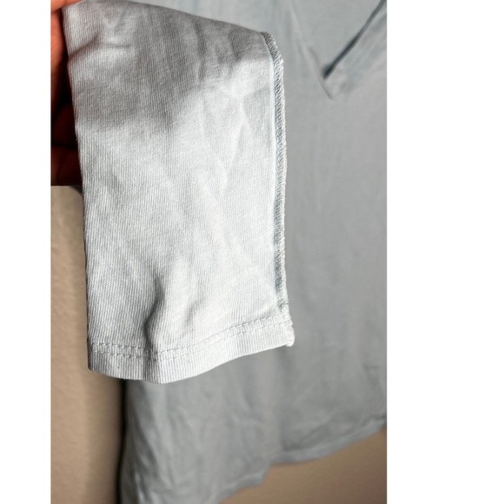 Free‎ People We The Free Light Blue Deep V-neck Long Sleeve Sz XS Oversized EUC - Picture 4 of 11